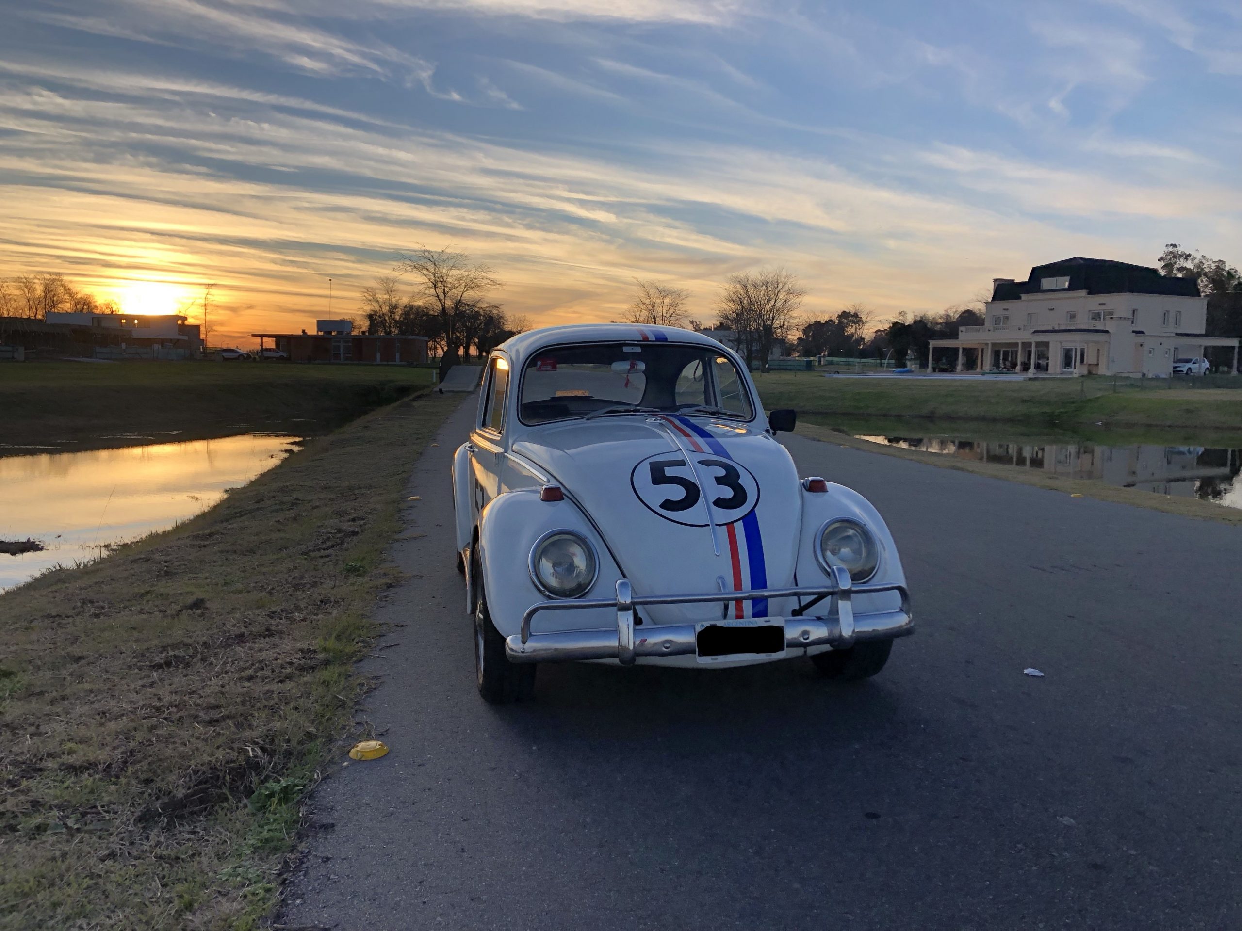 VOLKSWAGEN ESCARABAJO